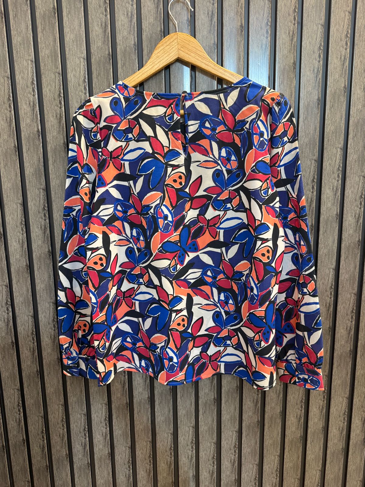 Chest 18  Length 24  Fabric Silk Elegant Full Sleeve Western Top for Women