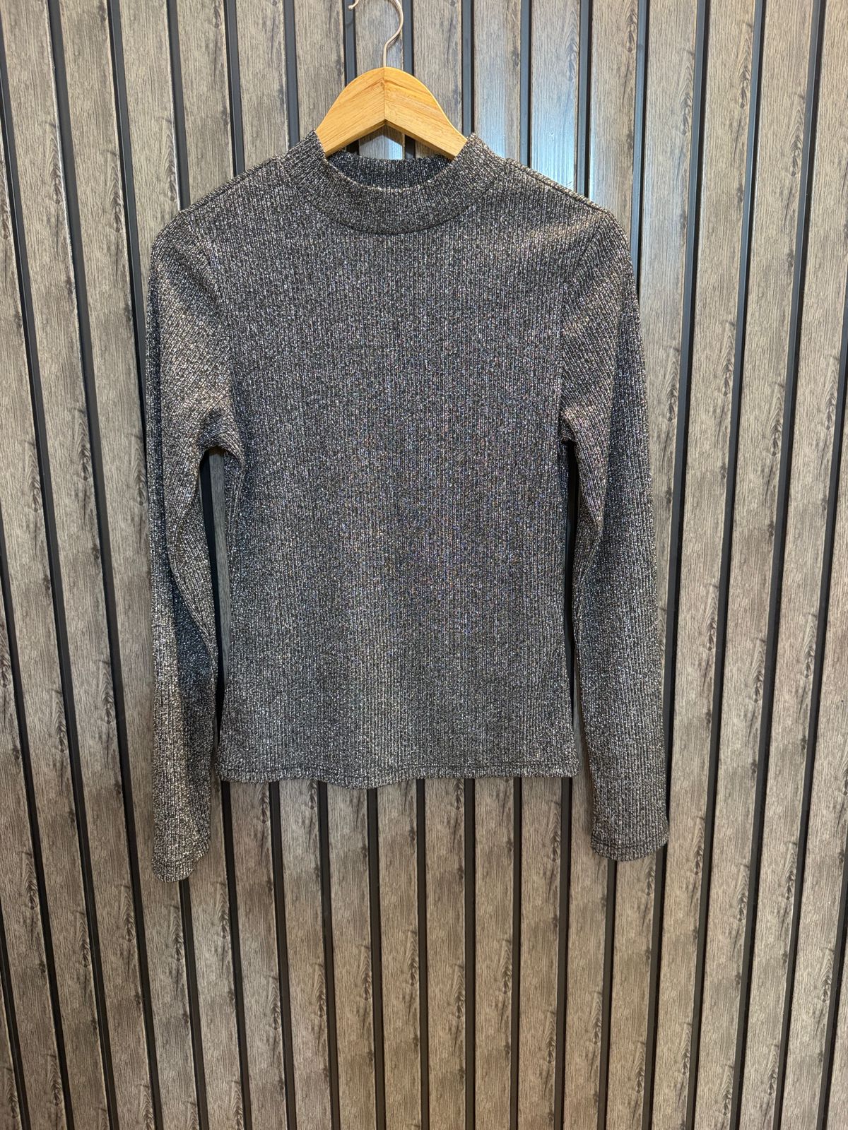 Chest 18  Length 23  Fabric Silk Jersey Modern Draped Full Sleeve Blouse