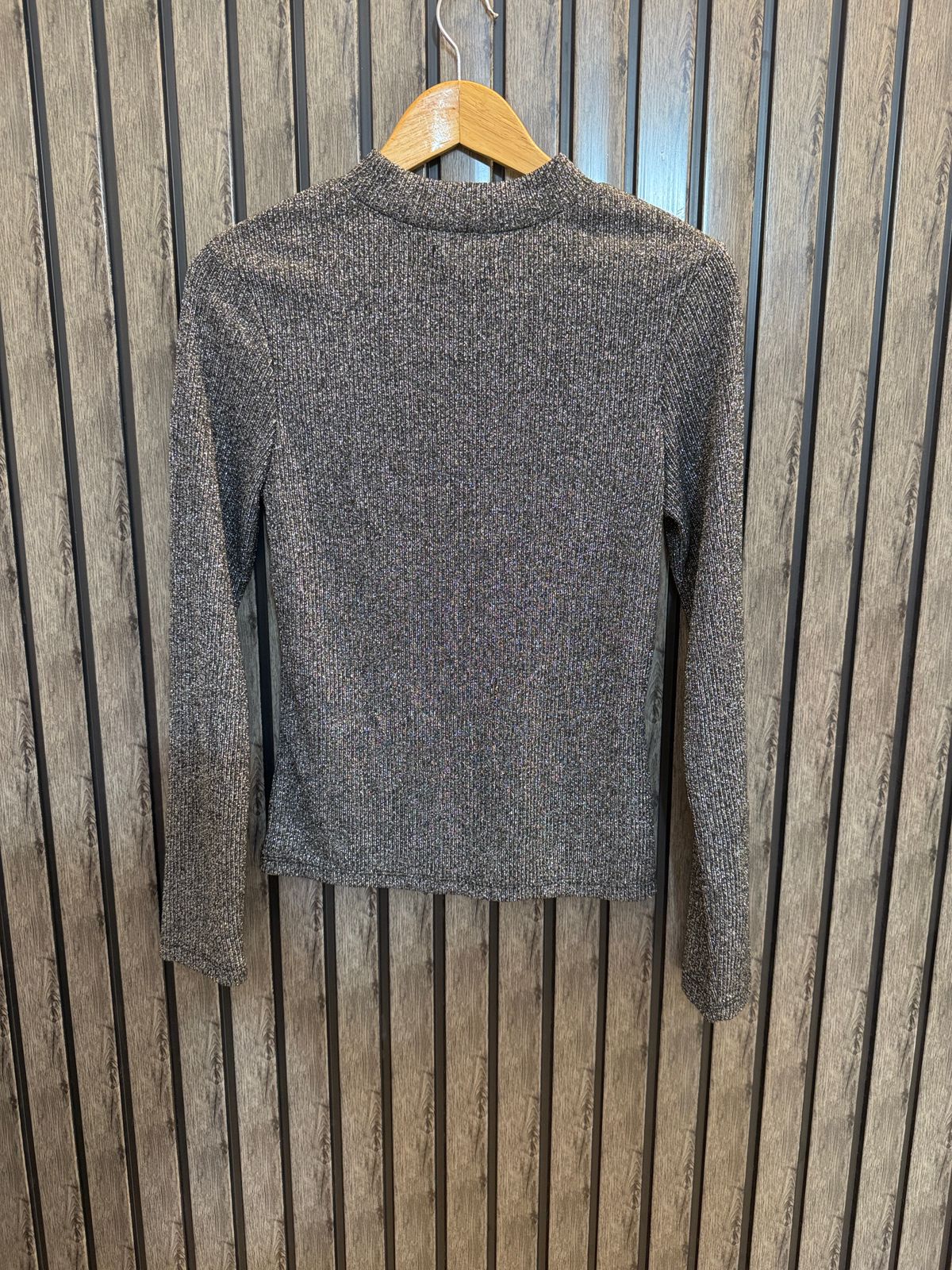 Chest 18  Length 23  Fabric Silk Jersey Modern Draped Full Sleeve Blouse