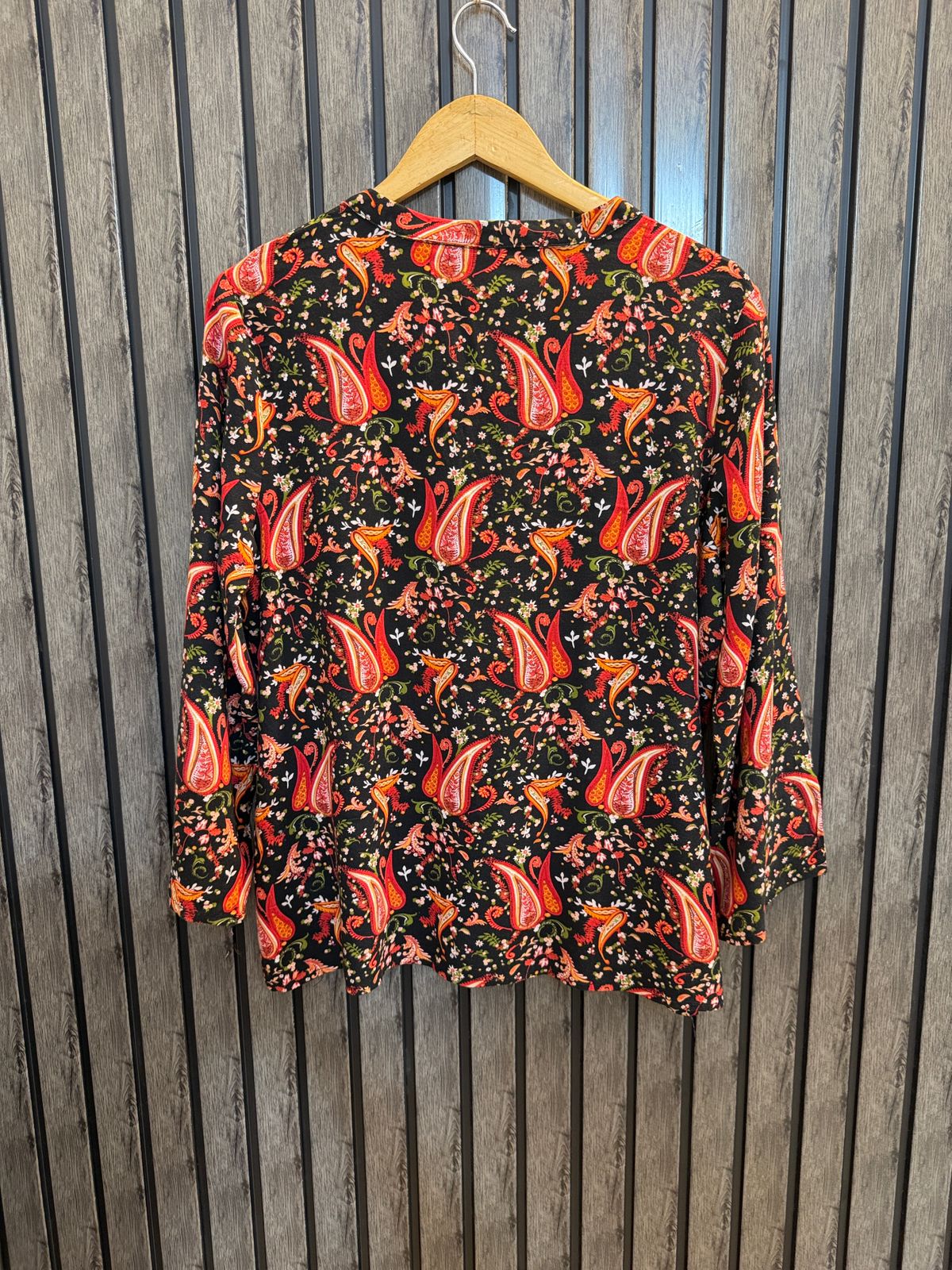 Chest 20  Length 25  Fabric Linen Luxury Evening Wear Full Sleeve Top