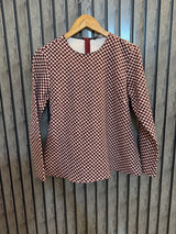 Chest 18  Length 23  Fabric Silk Jersey Chic Full Sleeve Western Top