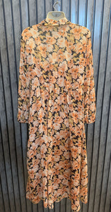 Chest 19  Length 49  Fabric Chiffon Glamorous Imported Maxi Collection