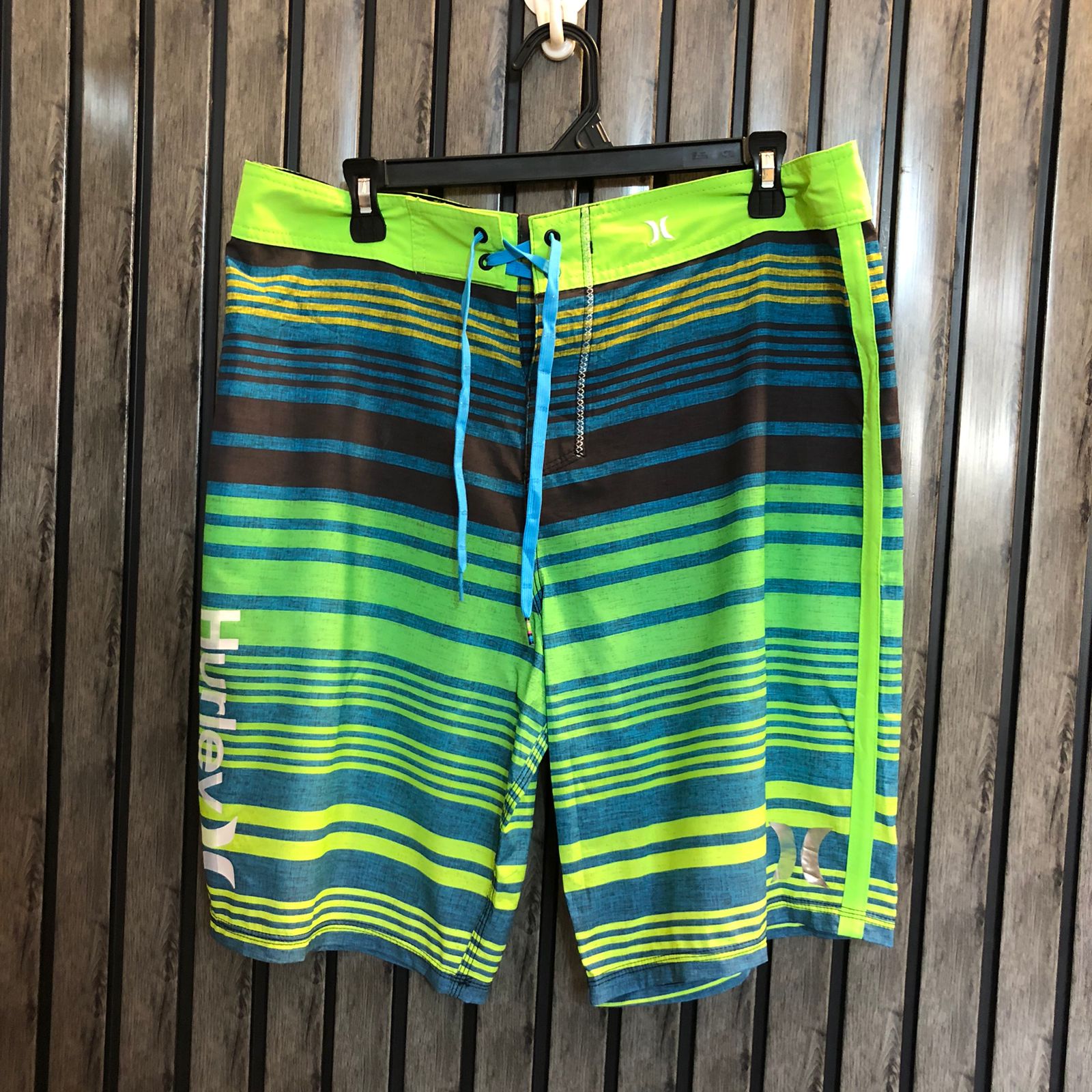 Women Latest Mini Shorts Size Large