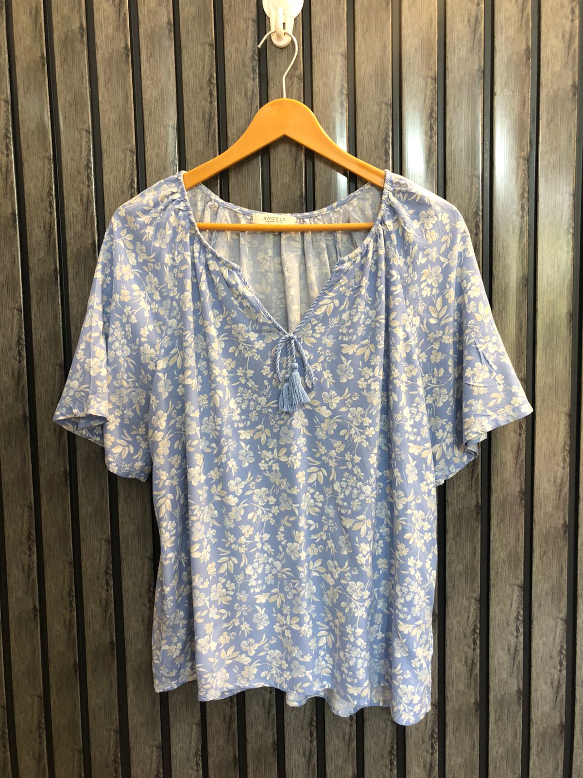 Chest 20  Lenght 24  Fabric linen Ladies Fashion Half Sleeve Top