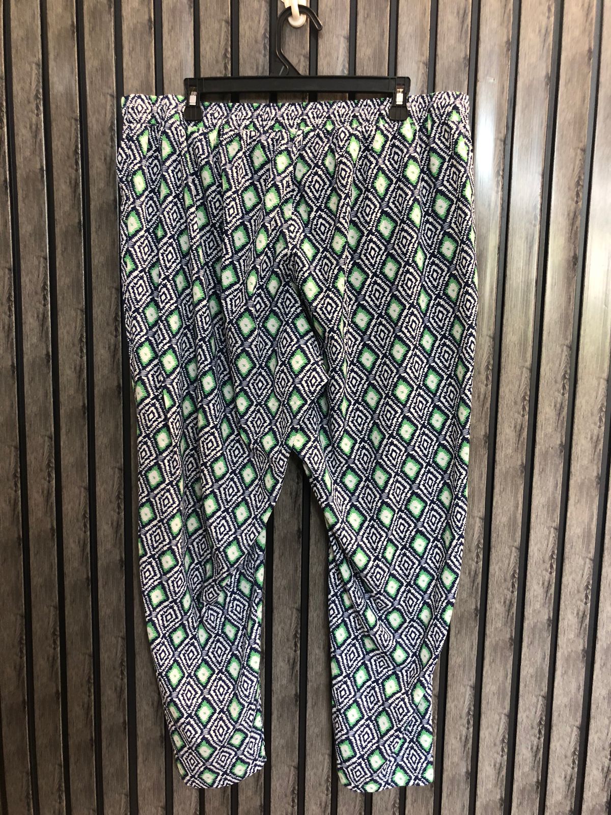 Waist 38  Lenght 37  Fabric silk Modern Women’s Trousers for Every Occasion