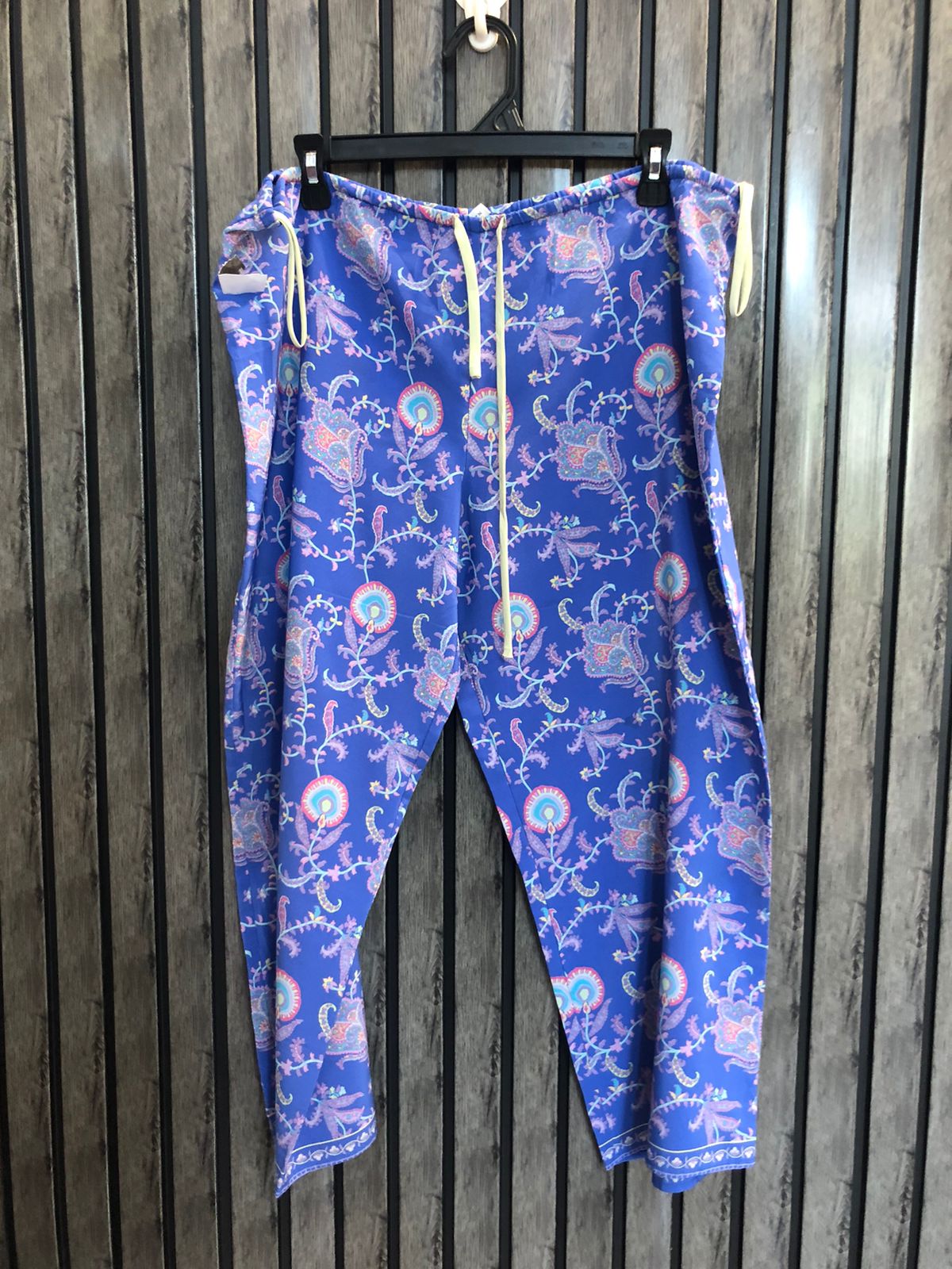 Waist 38  Lenght 33  Fabric silk Exclusive Women’s Trousers Collection