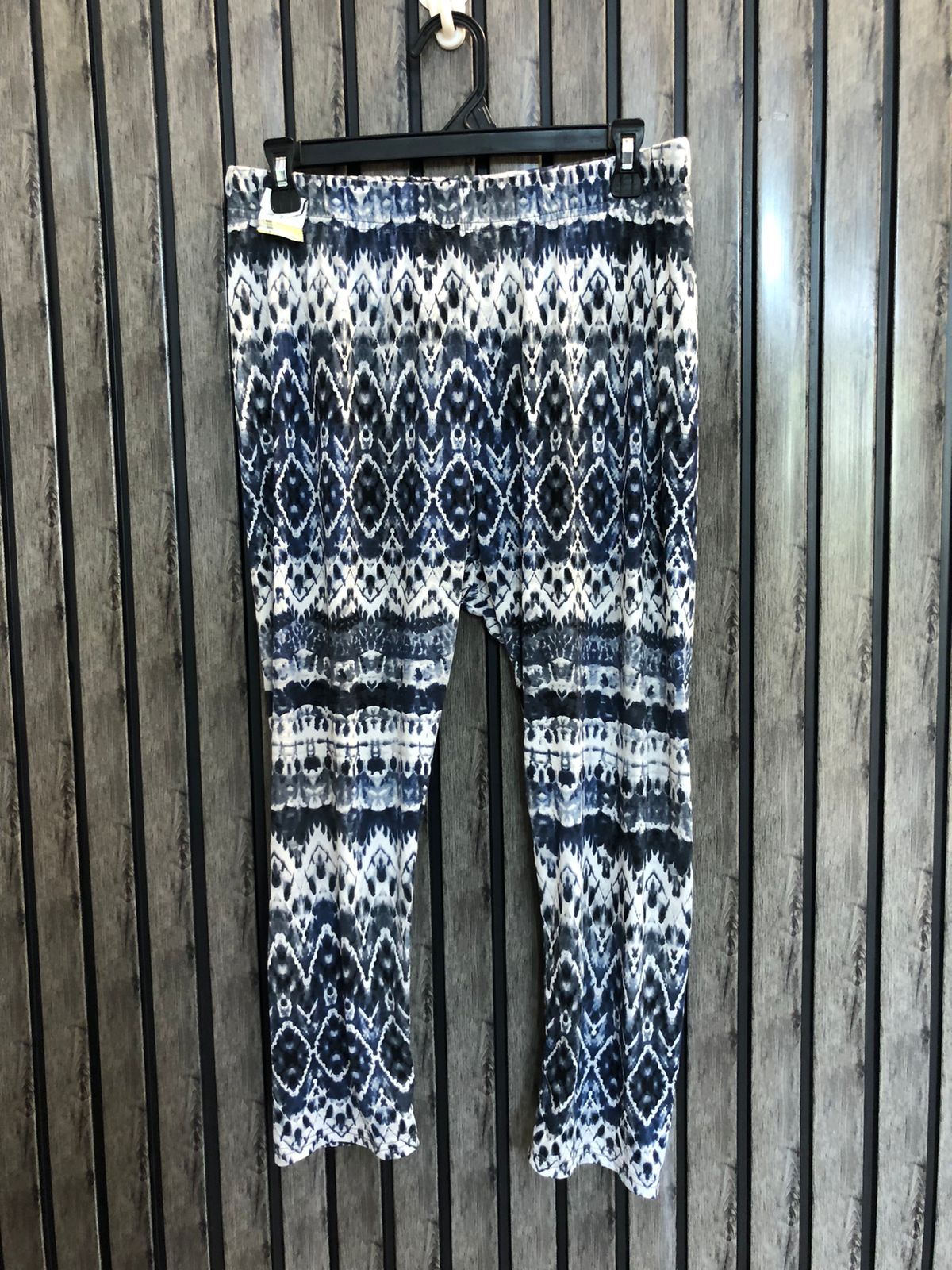Waist 34  Lenght 32  Fabric silk jersey Women’s Fashion Trousers Boutique