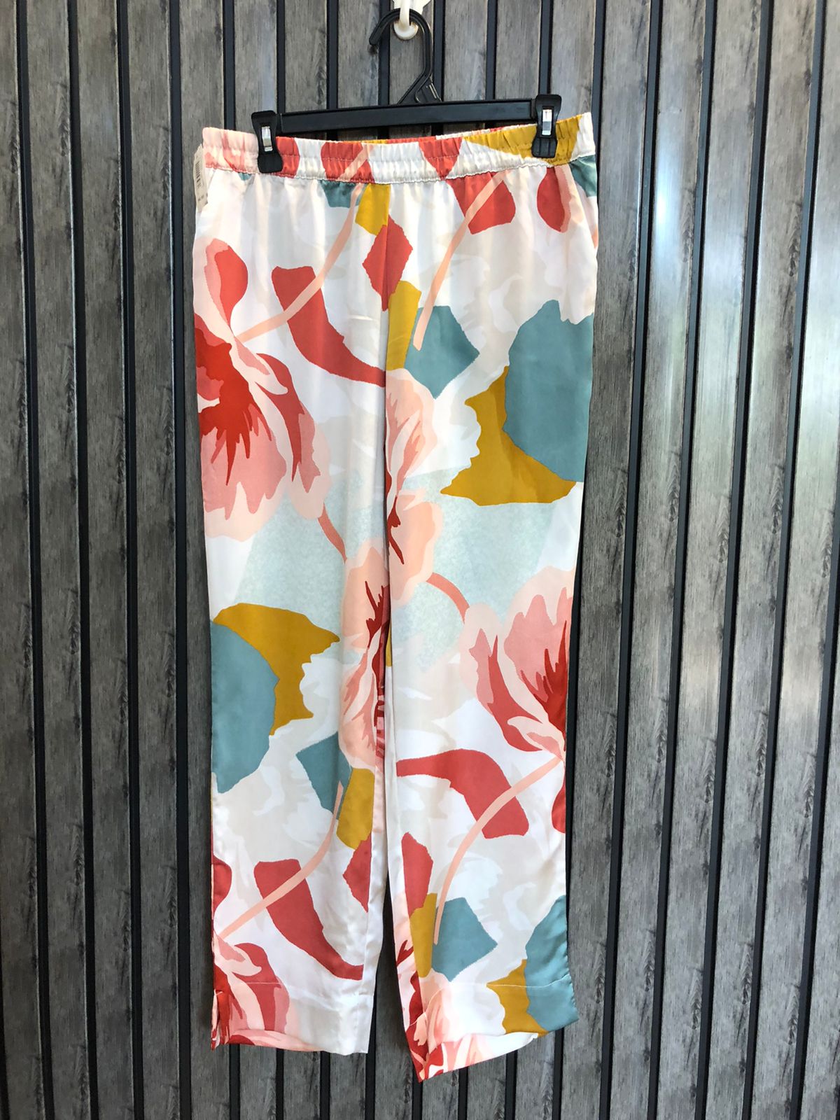Waist 32 To 34  Length 36  Fabric Silk Soft Fabric Branded Western Trousers for Ladies