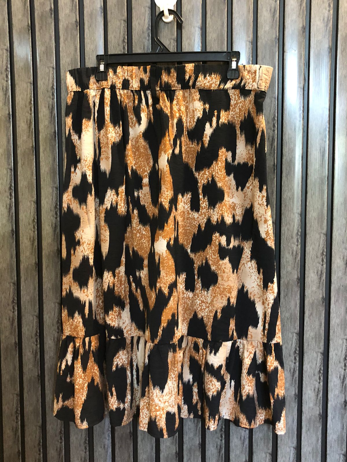 Waist 36  Lenght 28  Fabric silk Designer Women Skirt