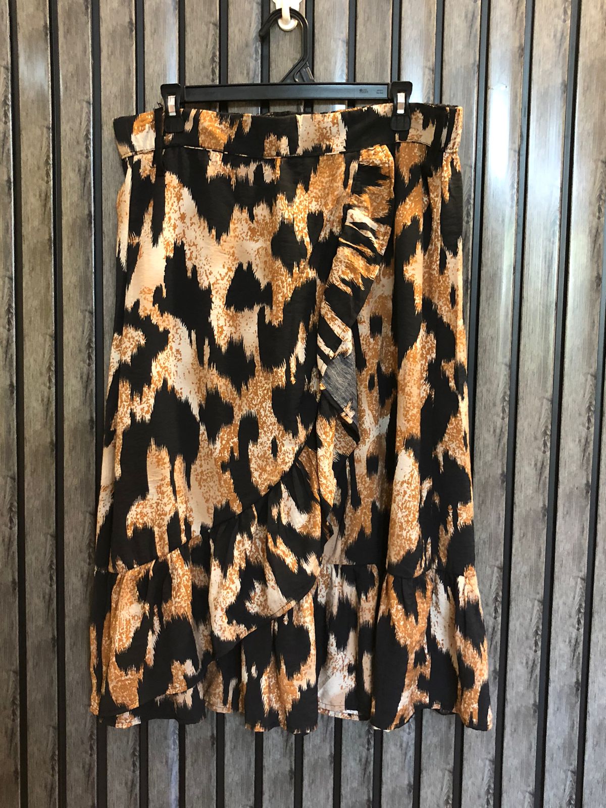 Waist 36  Lenght 28  Fabric silk Designer Women Skirt