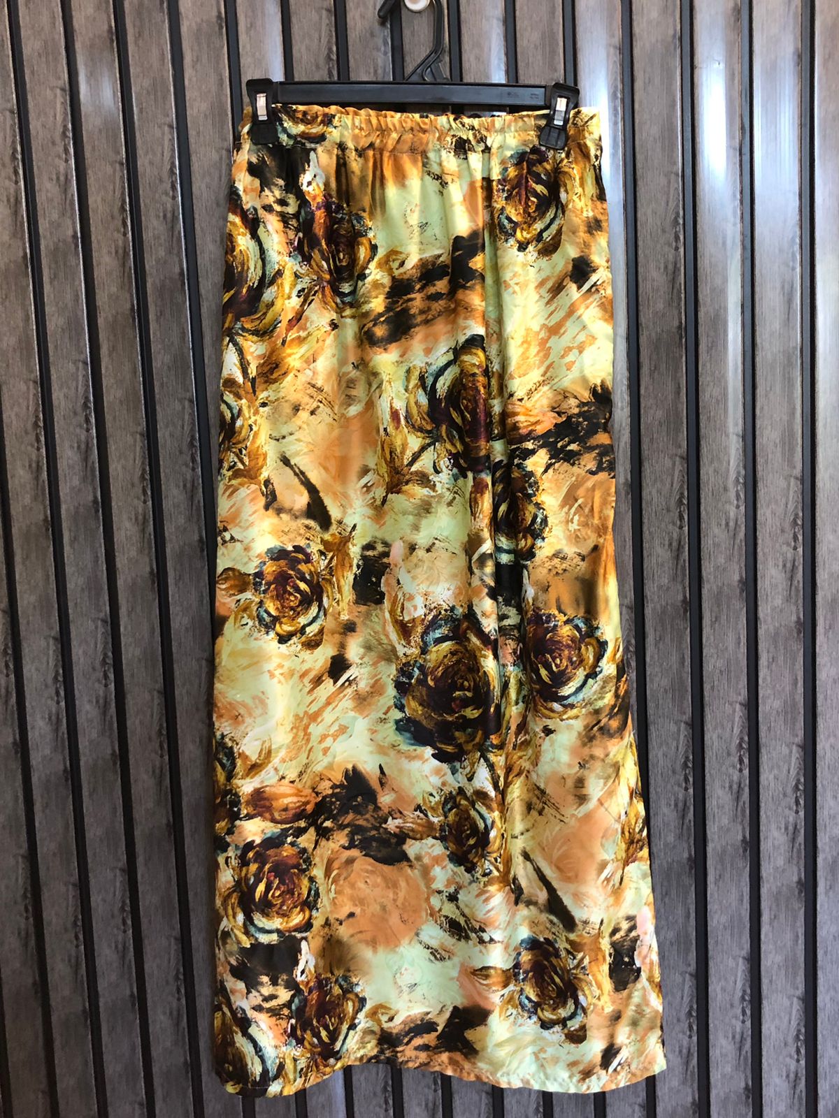 Waist 34  Lenght 36  Fabric silk  Imported Women Skirts