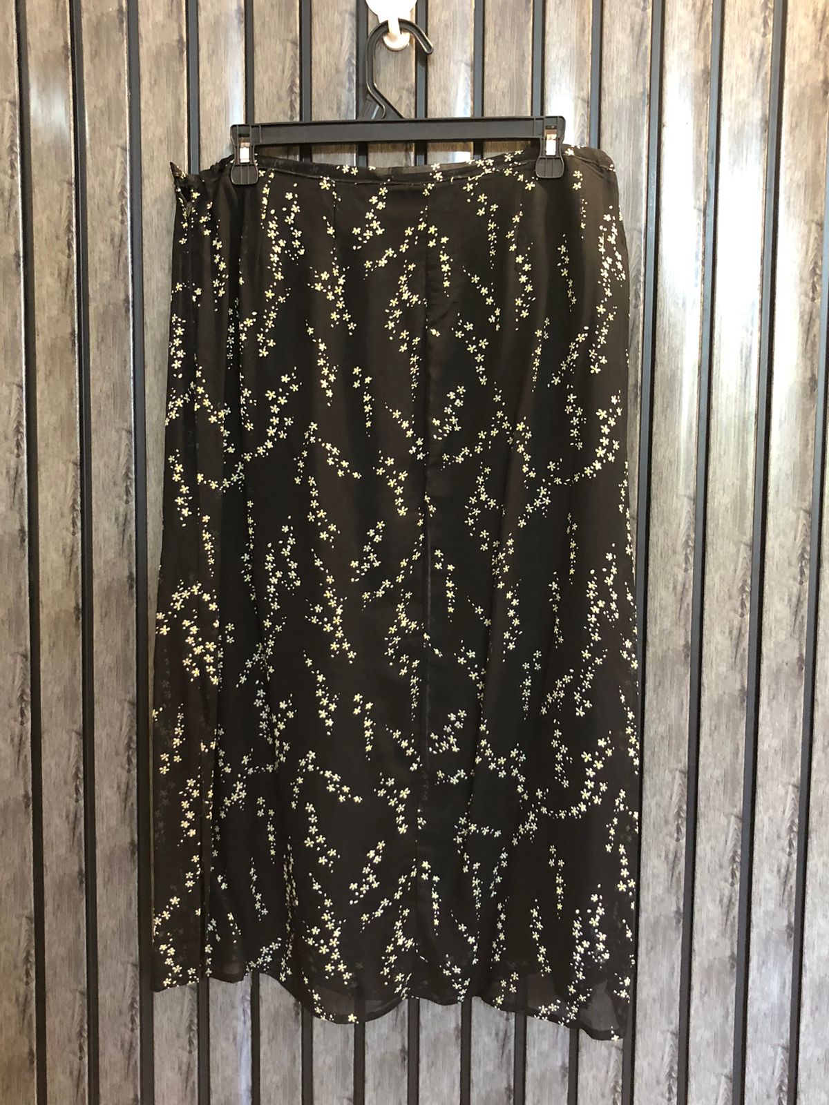 Waist 34  Lenght 30  Fabric chiffon Chic Women Skirts Collection