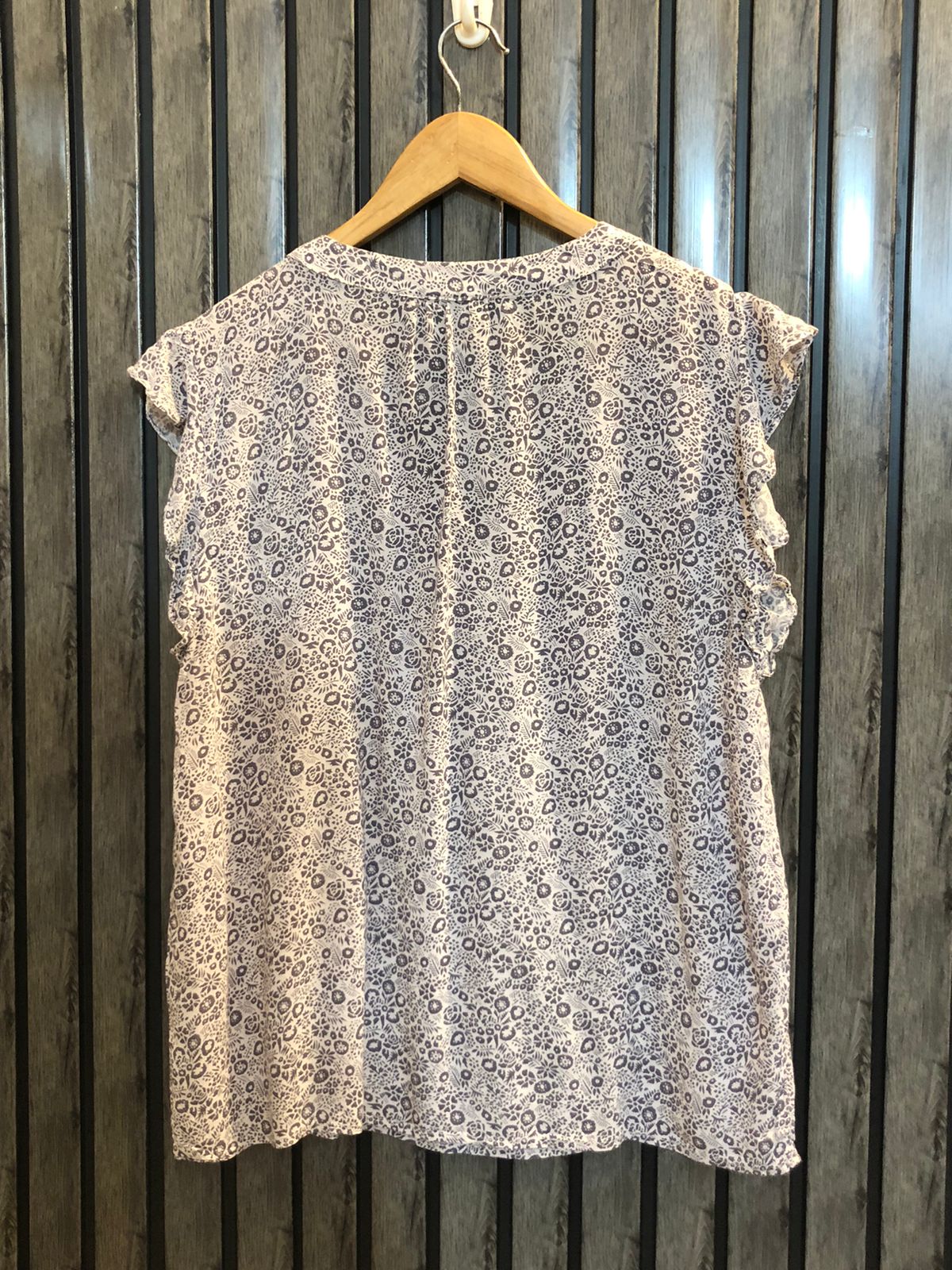 Chest 19  Lenght 24  Fabric linen Active Wear Sleeveless Tops Collection