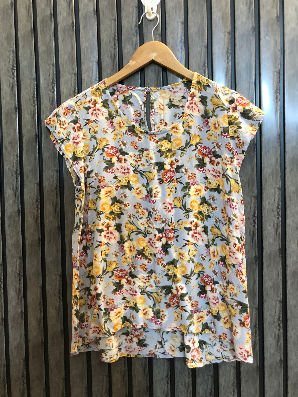 Chest 19  Lenght 21 to 25  Fabric linen Premium Women’s Half Sleeve Fashion Tops