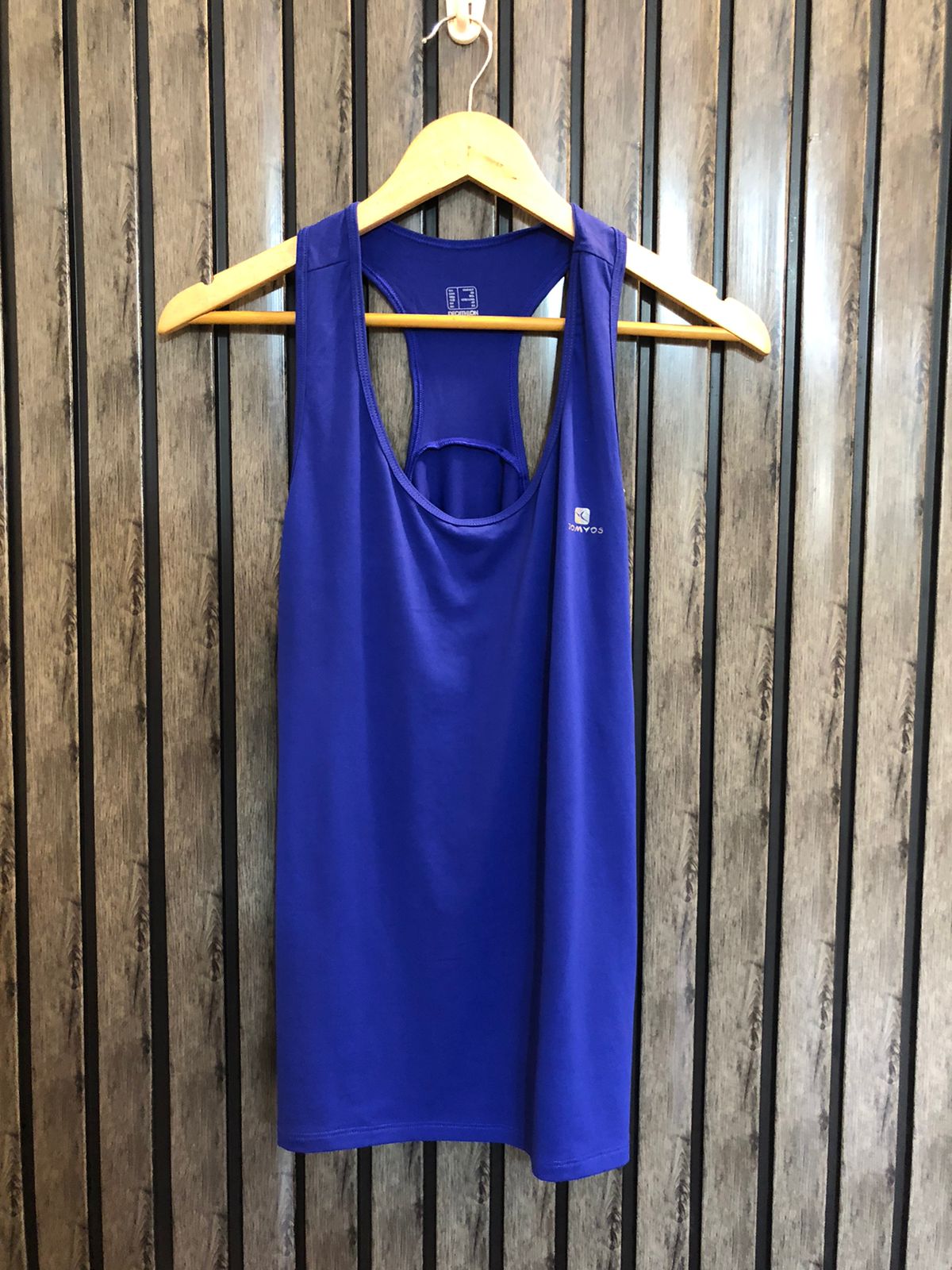 Waist 18  Lenght 22 Stylish Sleeveless T-Shirts for Women