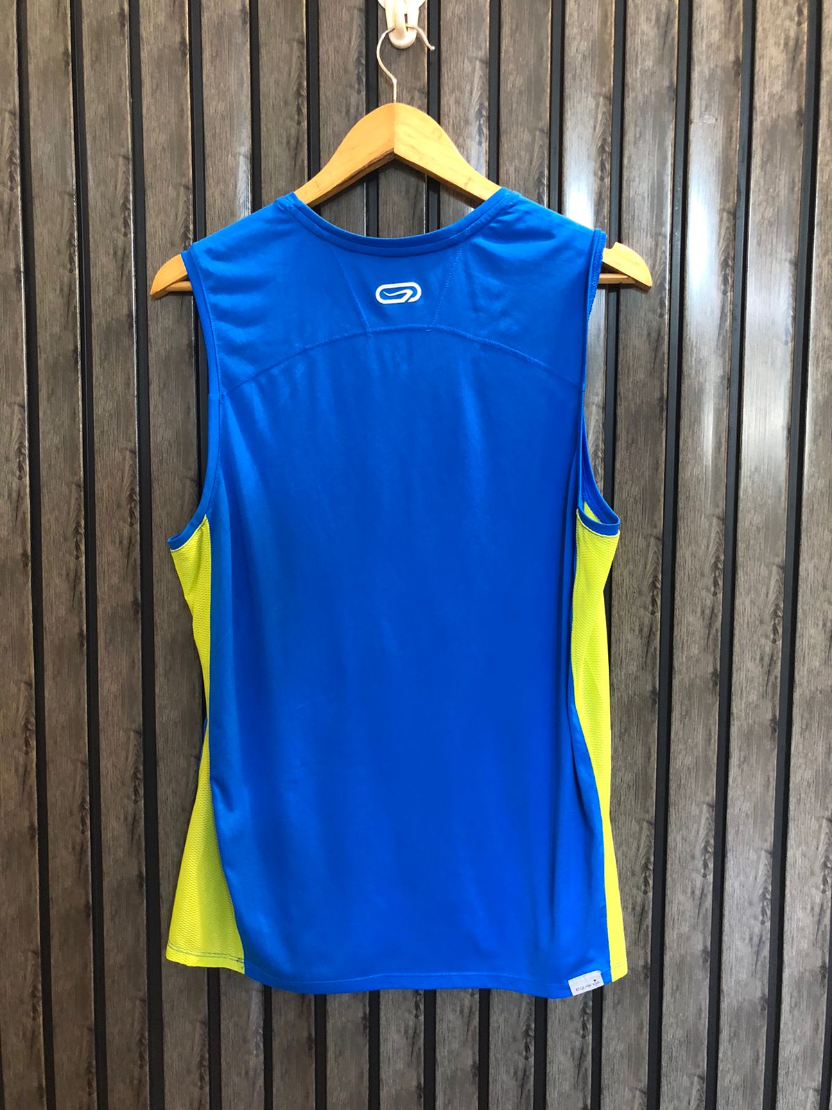 Chest 22  Lenght 25 Fashion Forward Sleeveless T-Shirts