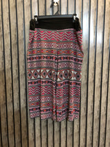 Waist 38 to 40  Lenght 29  Fabric silk jersey Classy Curve Trousers