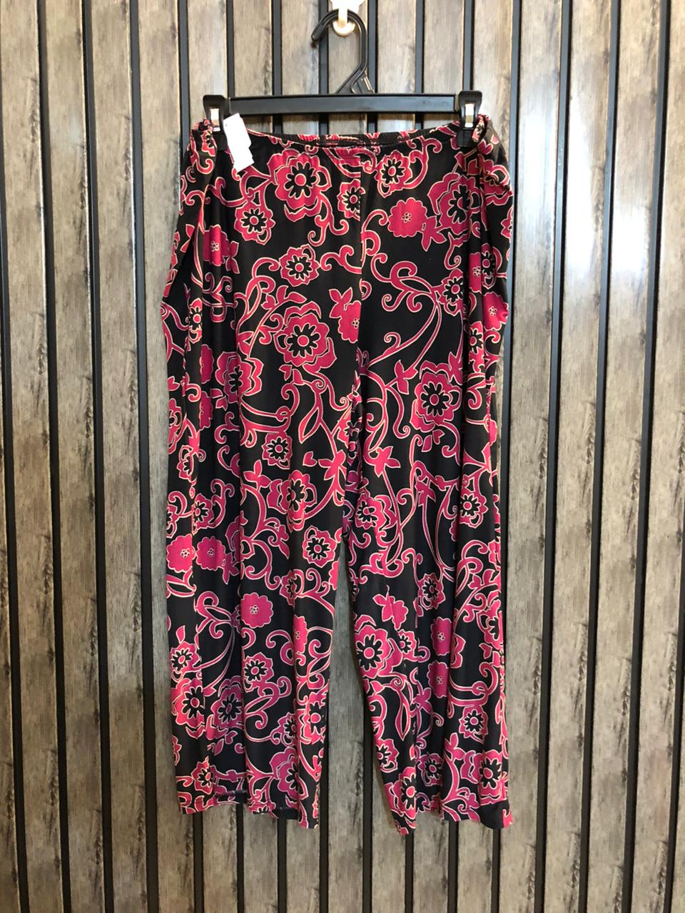 Waist 42  Lenght 31  Fabric silk jersey Elite Style Trousers