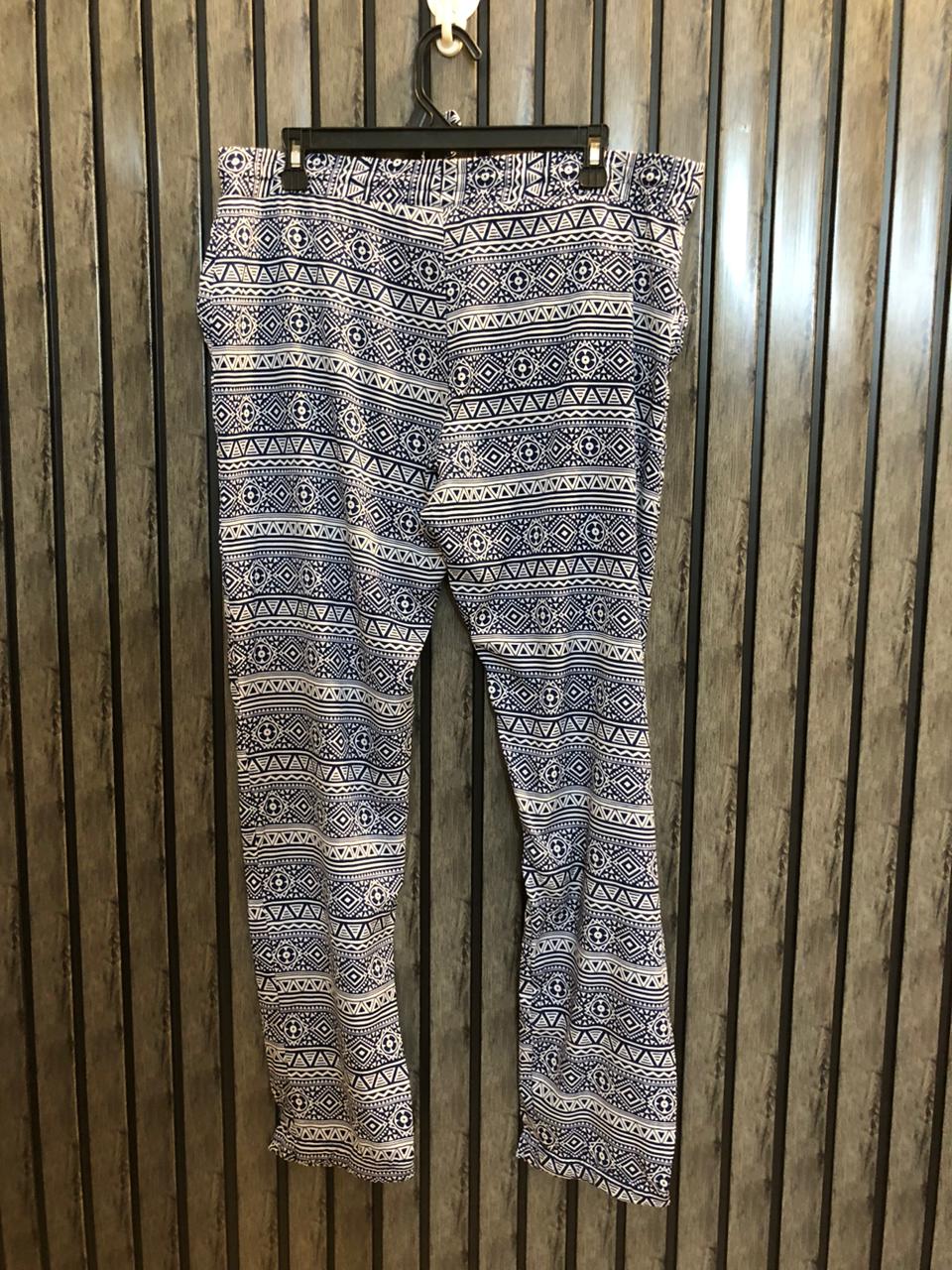 Waist 34  Lenght 39  Fabric silk Elegant Aura Trousers