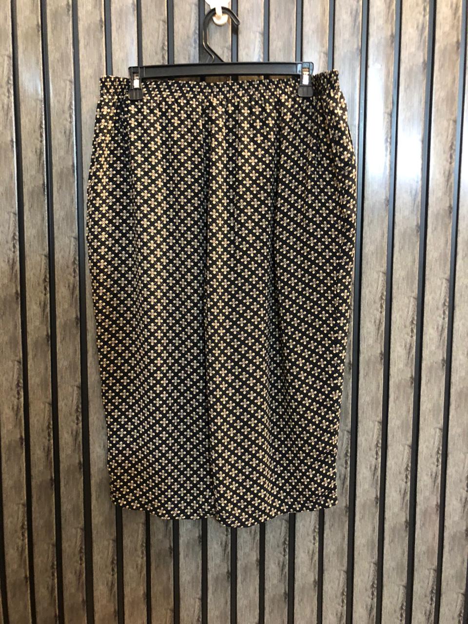 Waist 34 to 36  Lenght 37  Fabric chiffon Western Vogue Trousers