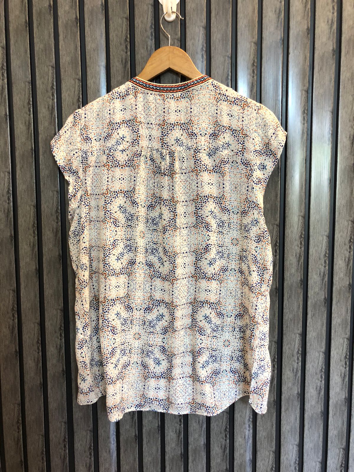 Chest 21  Lenght 25 to 27  Fabric linen Shop Women’s Branded Fashion Tops