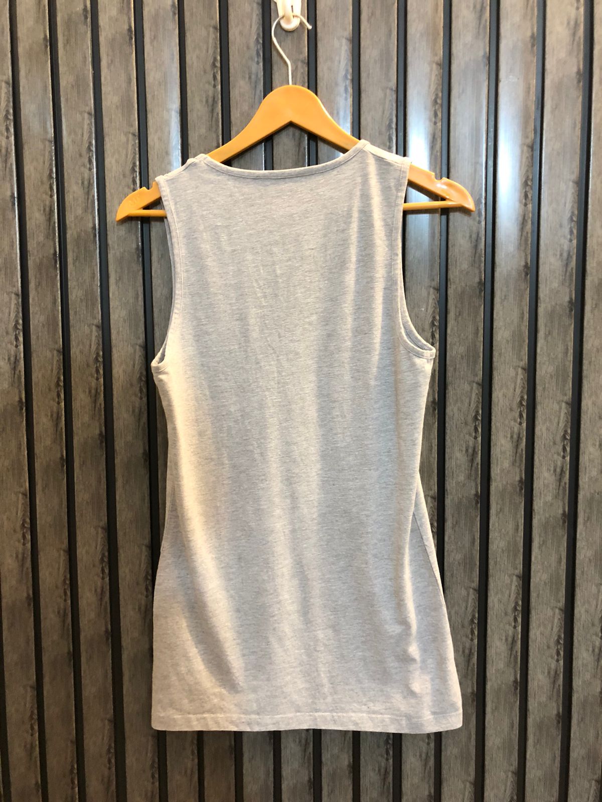 Chest 18  Lenght 27.5 Stylish Ladies Sleeveless  T-Shirts