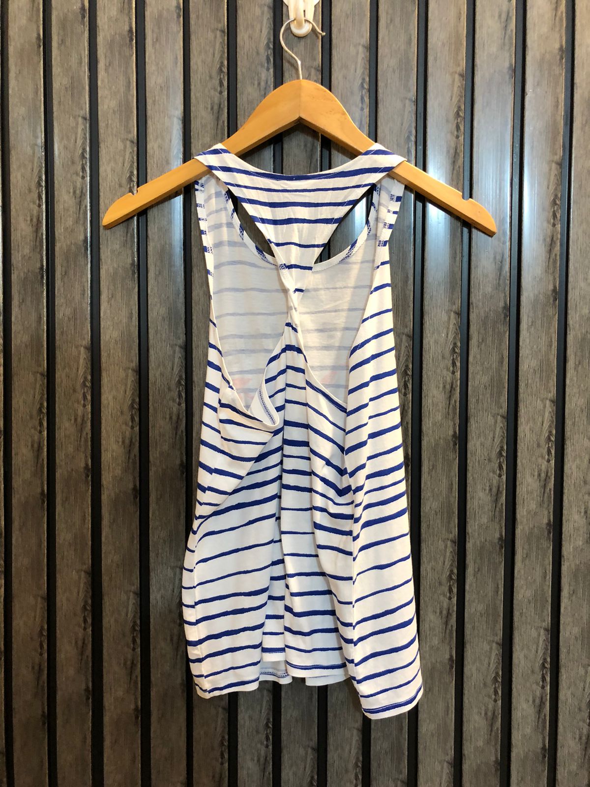 Chest 18  Lenght 22 Chic Women’s slevless T-Shirts