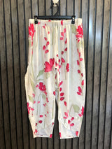 Waist 36 to 38  Lenght 35  Fabric silk Chic Women’s Trousers