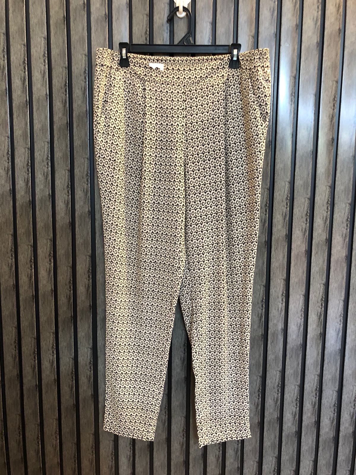 Waist 38  Lenght 39  Fabric jorjet Urban Women’s Trousers
