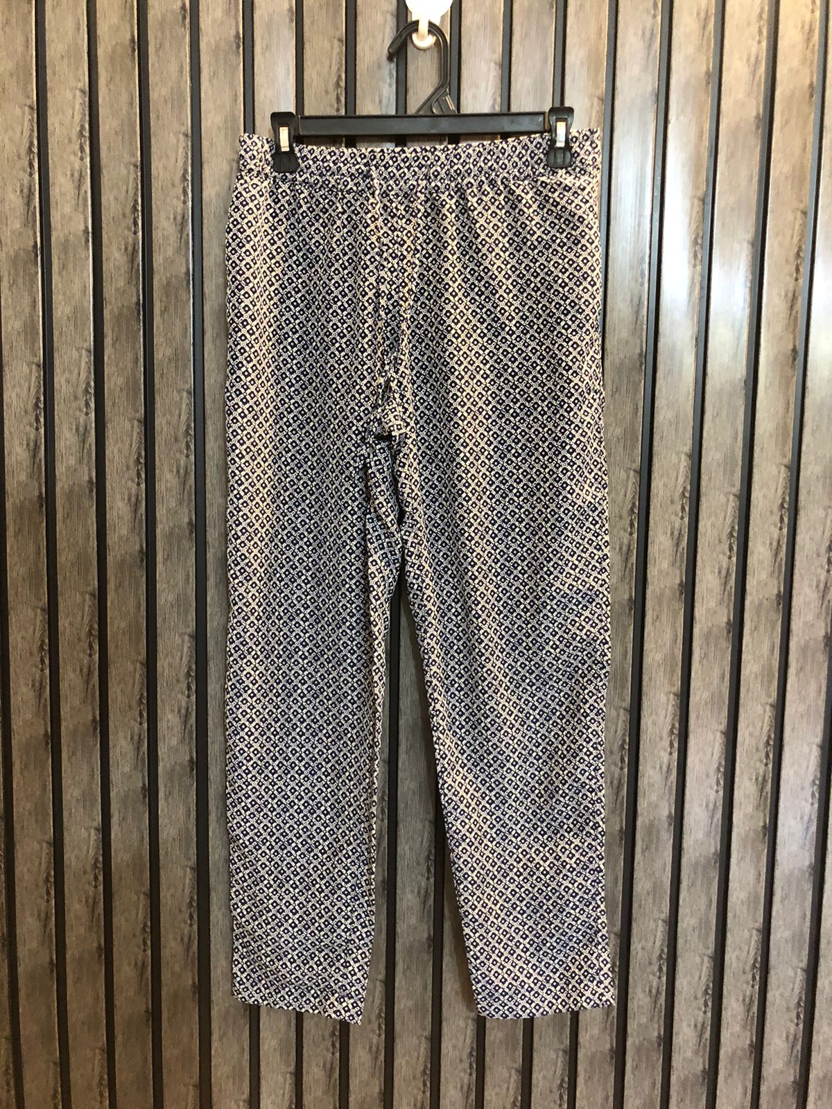 Waist 30  Lenght 35  Fabric silk Ladies’ Modern Trousers