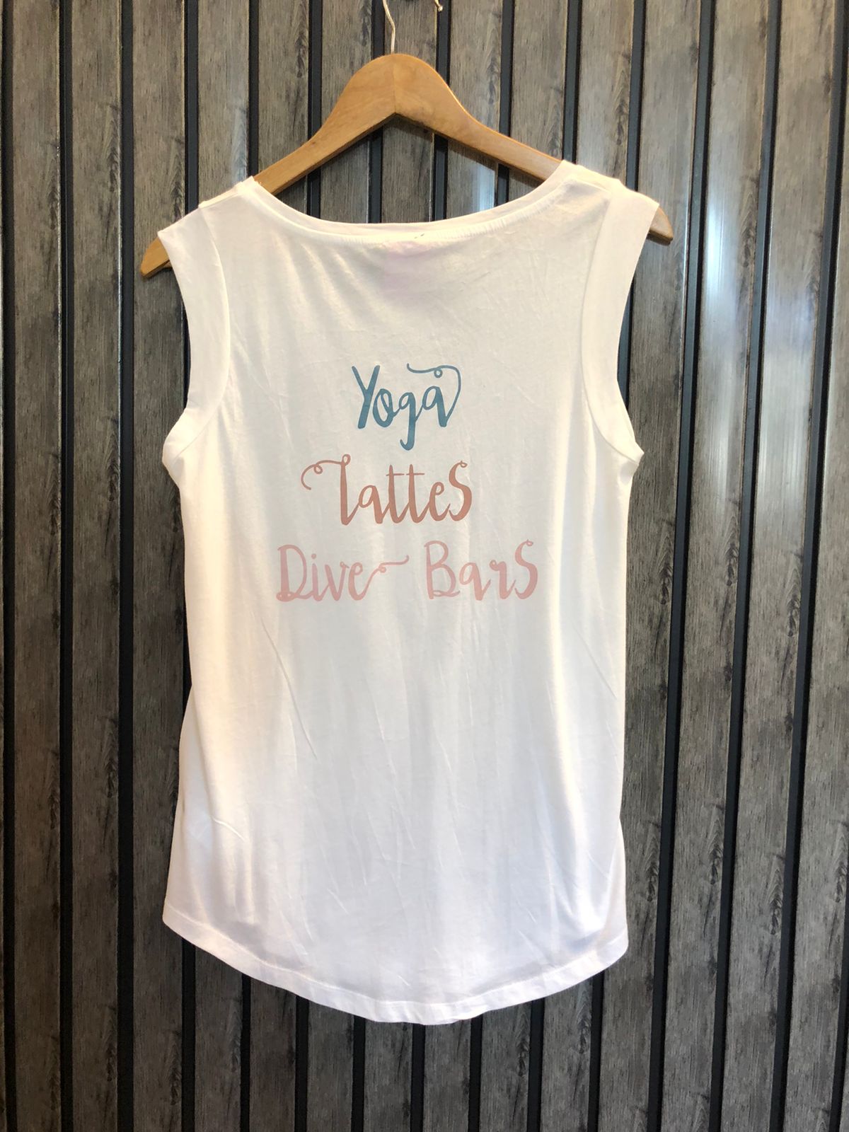 Chest 20.5  Lenght 29 Fashion Queen Women T Shirt