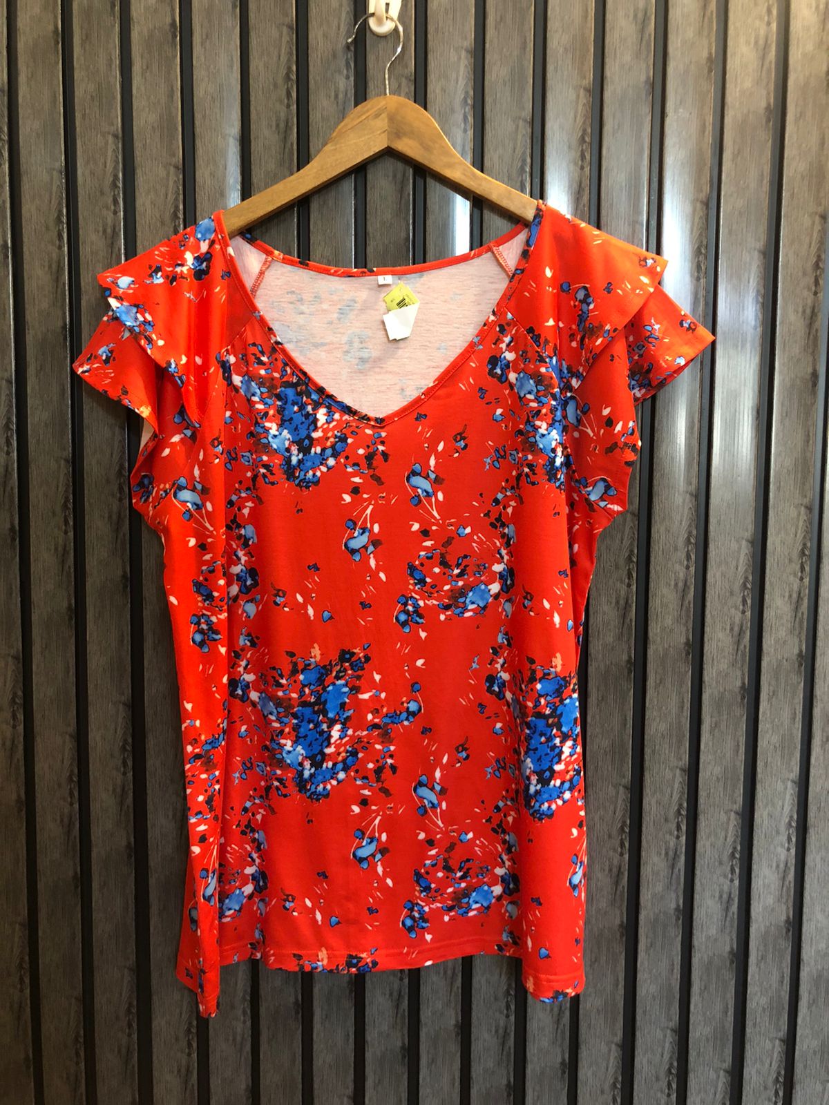 Chest 22  Lenght 27 Modern Chic T-Shirt