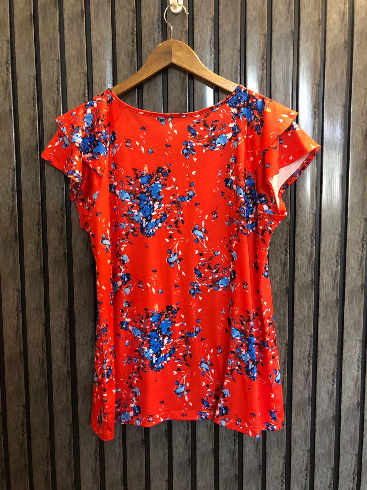 Chest 22  Lenght 27 Modern Chic T-Shirt