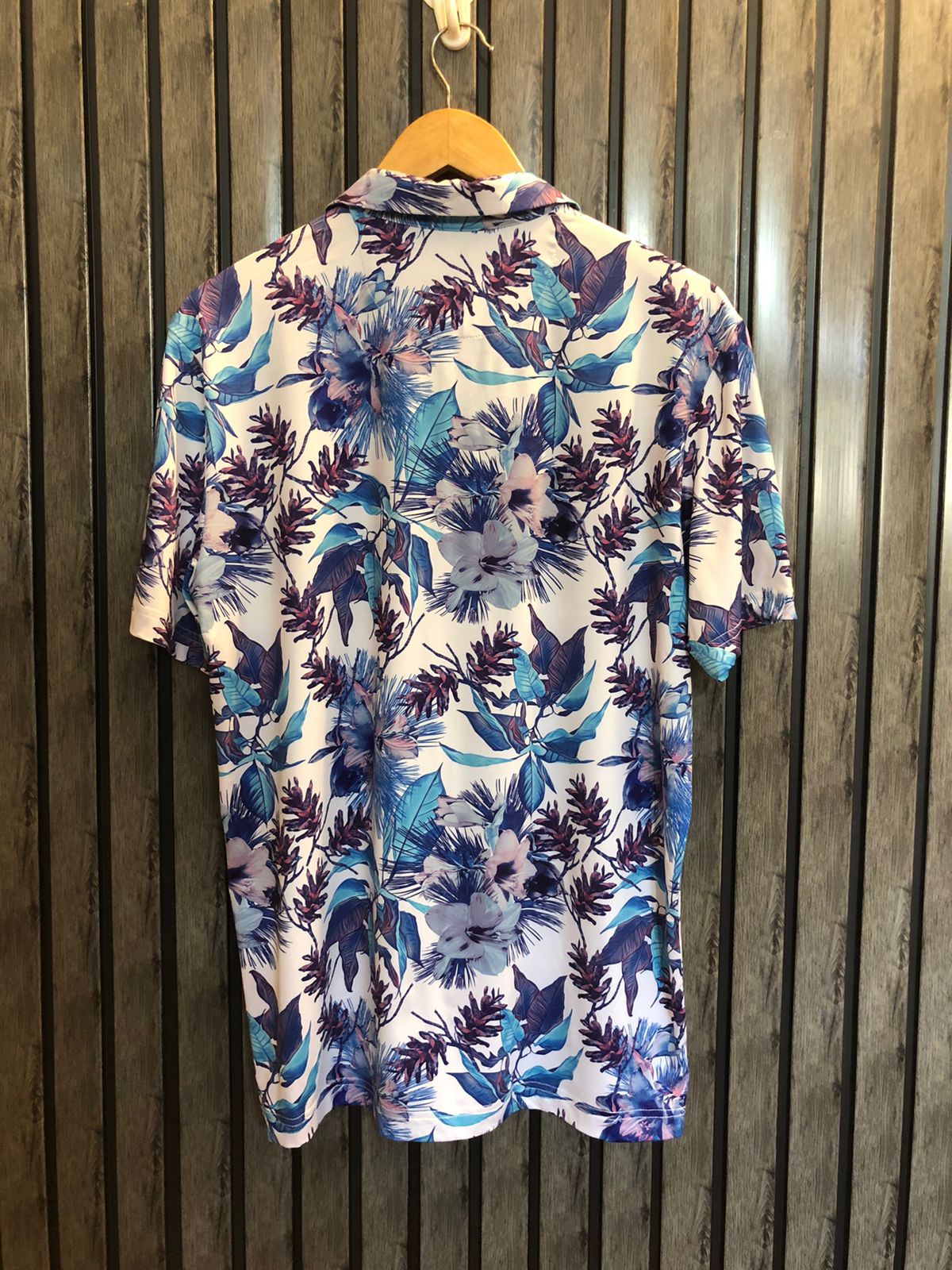 Chest 22  Lenght 28 Western T-Shirt Style