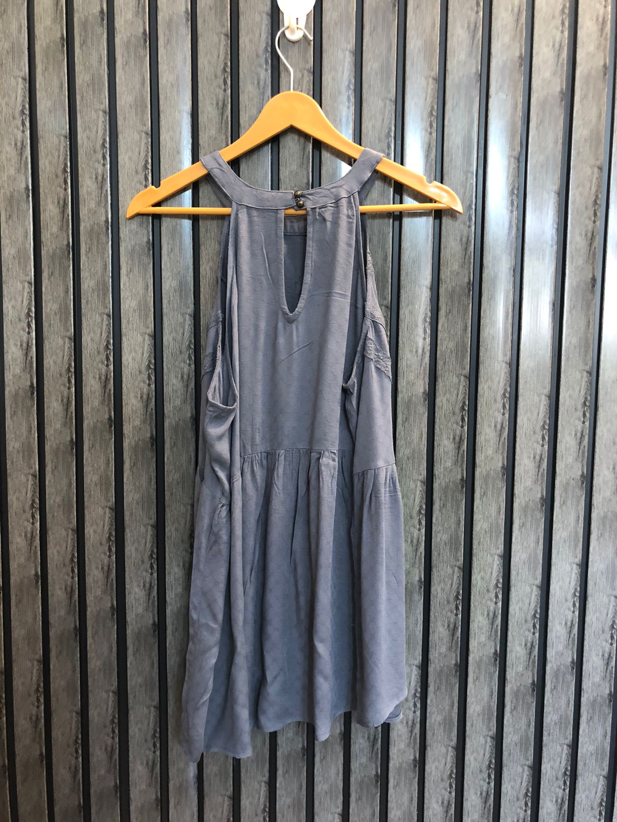 Chest 19  Lenght 26 to 29  Fabric linen Fashion Forward Women’s Sleeveless Tops