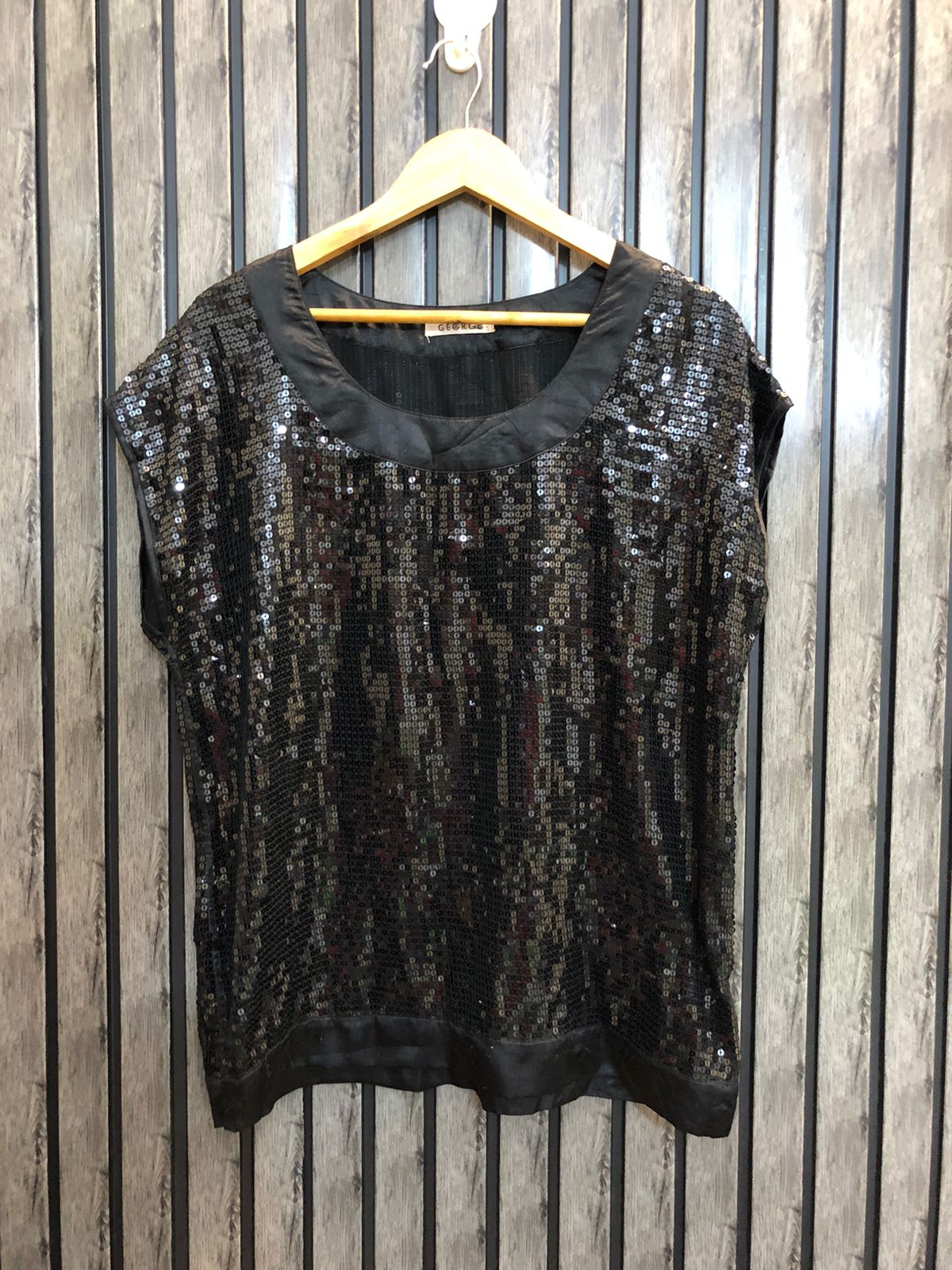 Chest 21  Length 25  Fabric chiffon Designer half Sleeve Tops