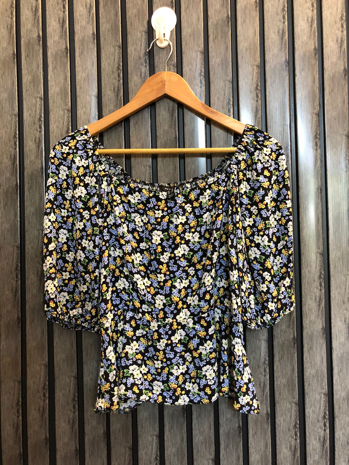 Chest 17  Length 19  Fabric Cotton Elegant Women Top