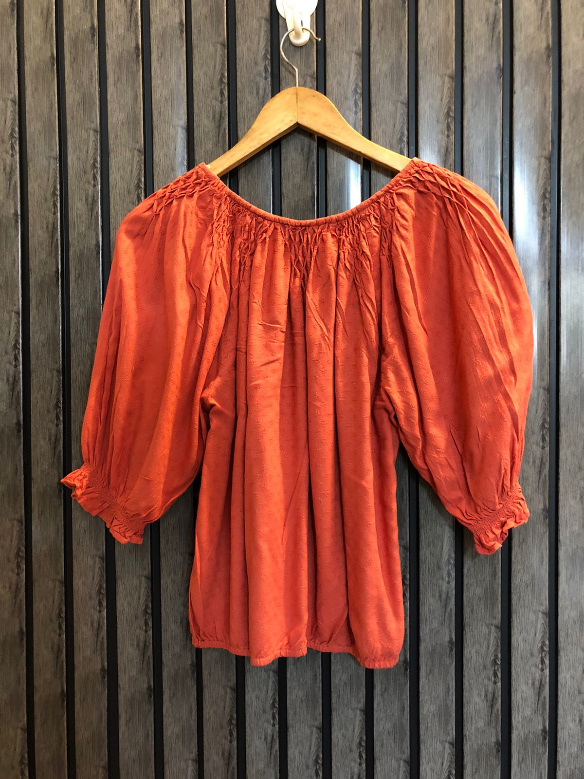 Chest 20  Length 21  Fabric Linen Elegant Ladies Wear