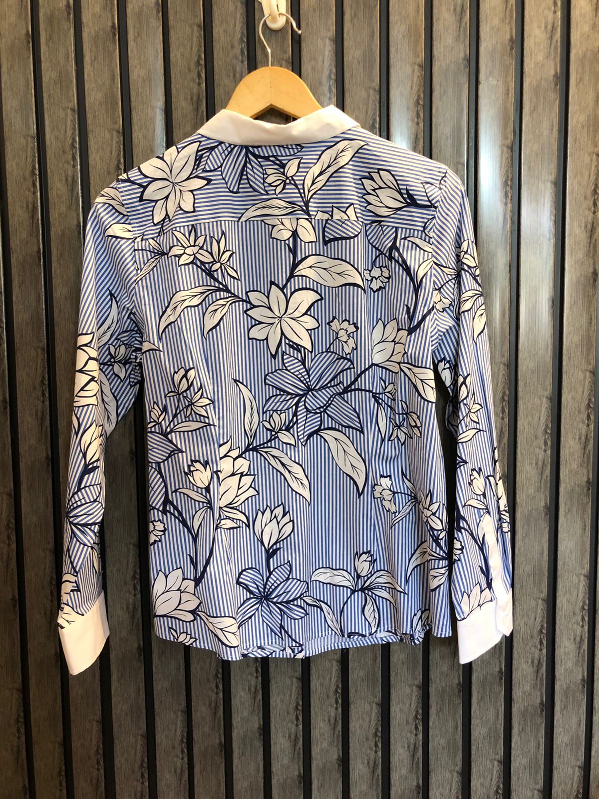 Chest 20  Length 24  Fabric Cotton Women Stylish Wear