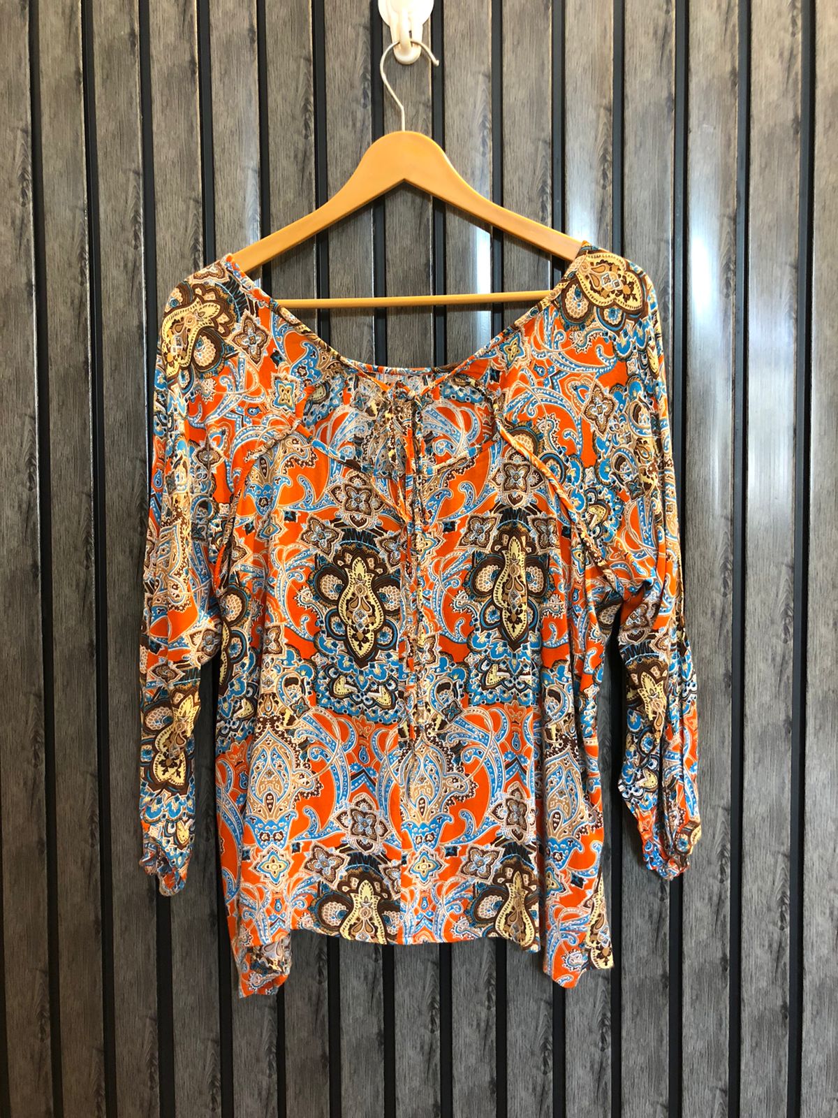 Chest 21  Length 23  Fabric Linen Women Outfit Top