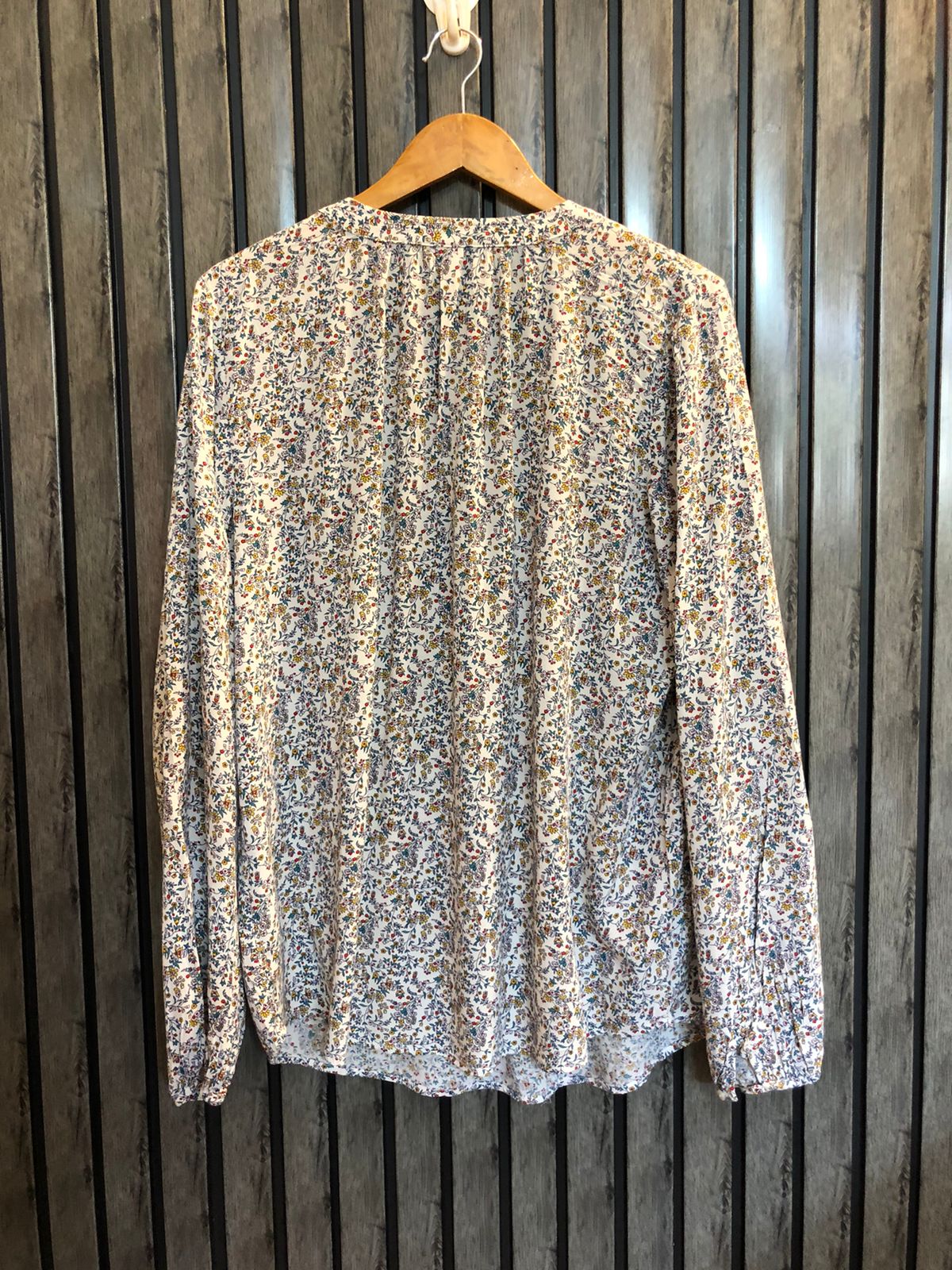 Chest 21  Length 27  Fabric Linen Premium Women Top