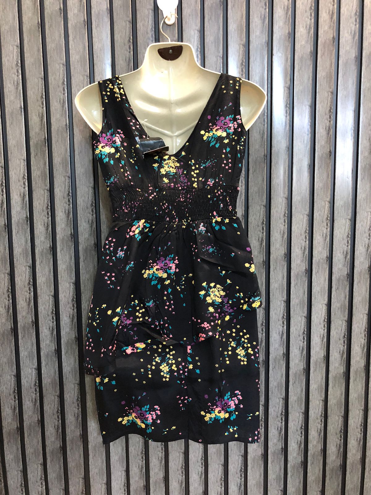 Chest 17  Length 29  Fabric silk Elegant Party Dress