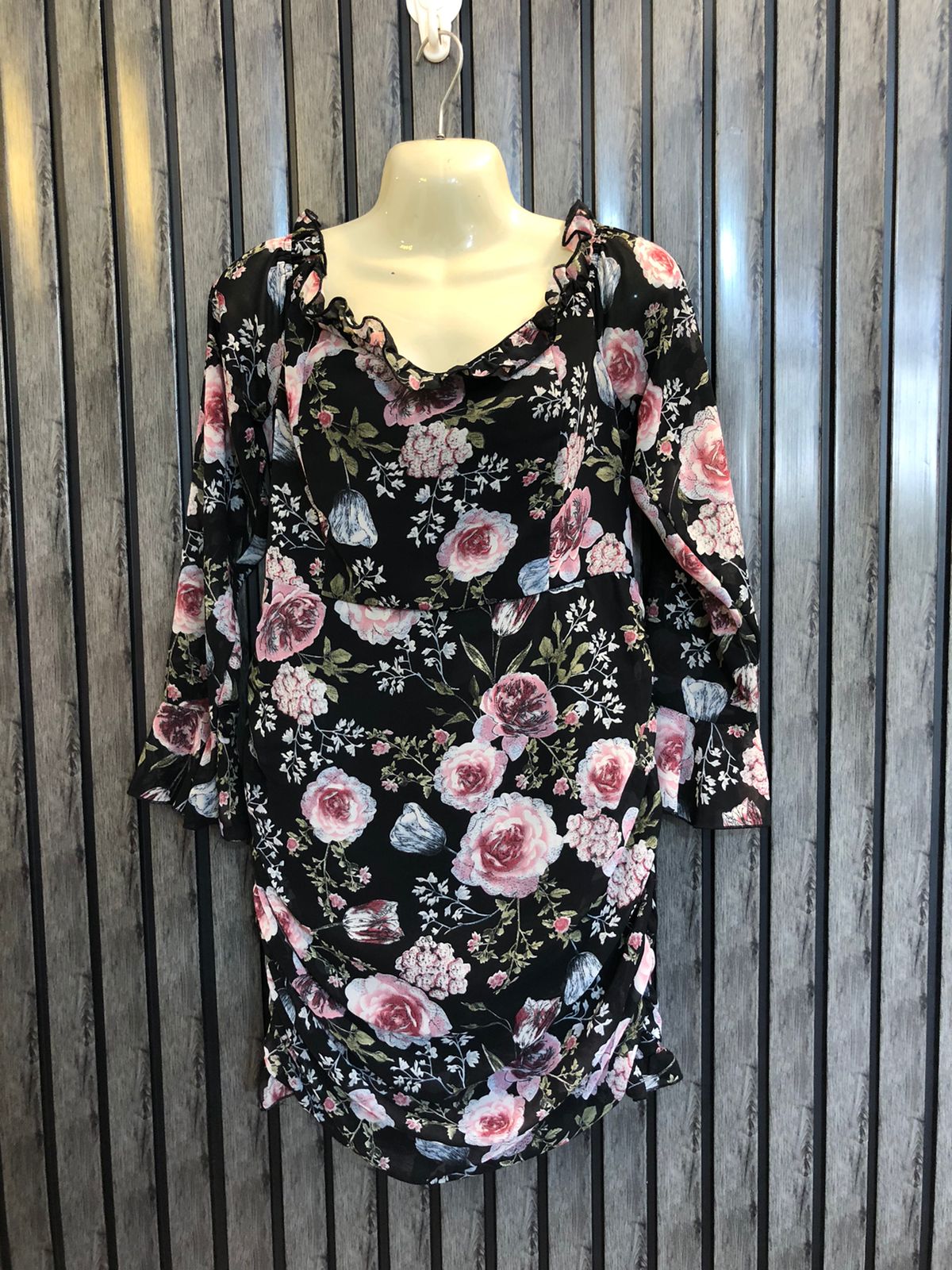Chest 18  Length 29  Fabric Chiffon Party Night Dress