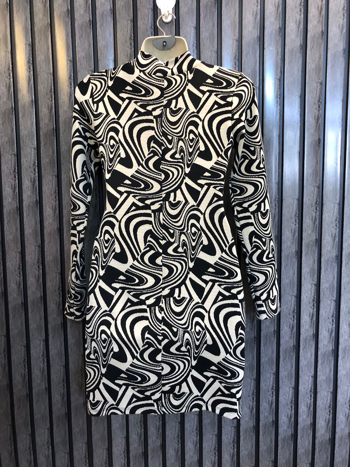 Chest 19  Length 30  Fabric Silk Jersey Elegant Mini Outfit