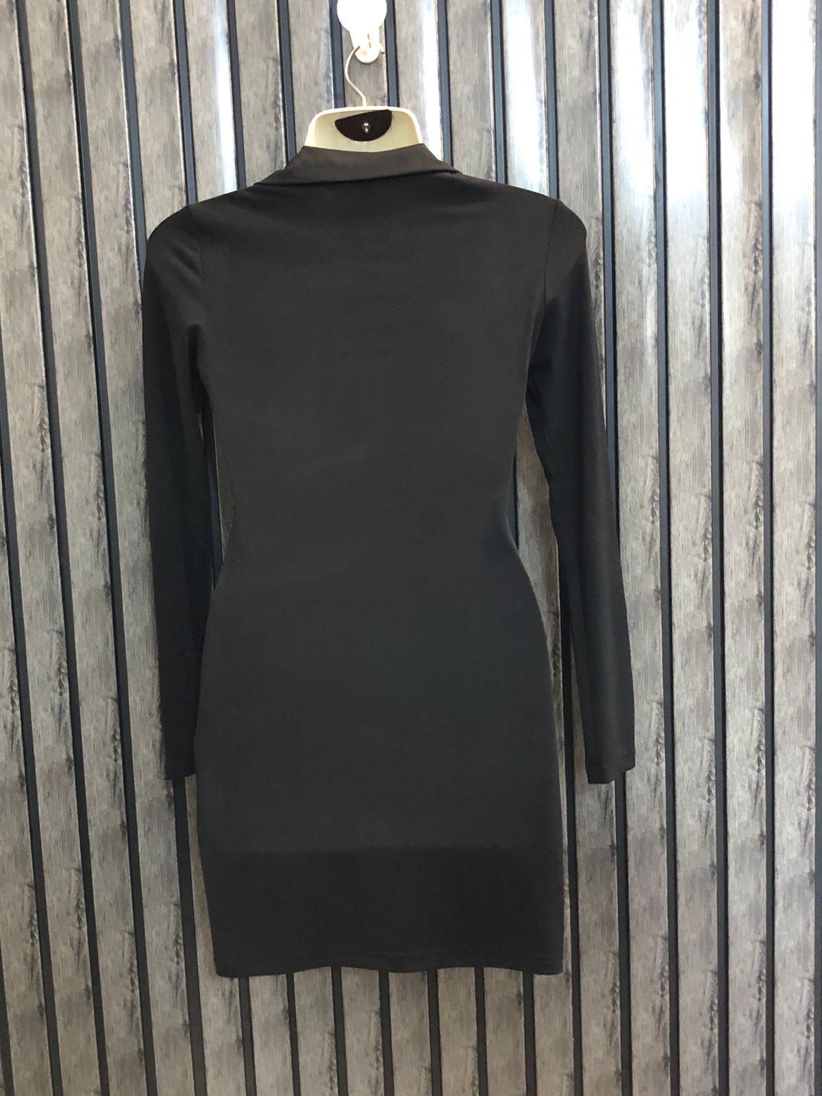 Chest 17  Length 28  Fabric Silk Jersey Smart Mini Outfit