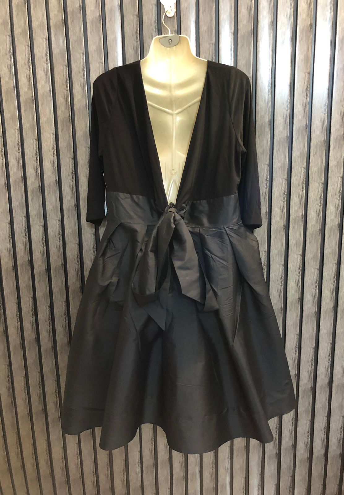 Chest 22  Length 39  Fabric Silk Jersey Trendy Ladies Mini Dress