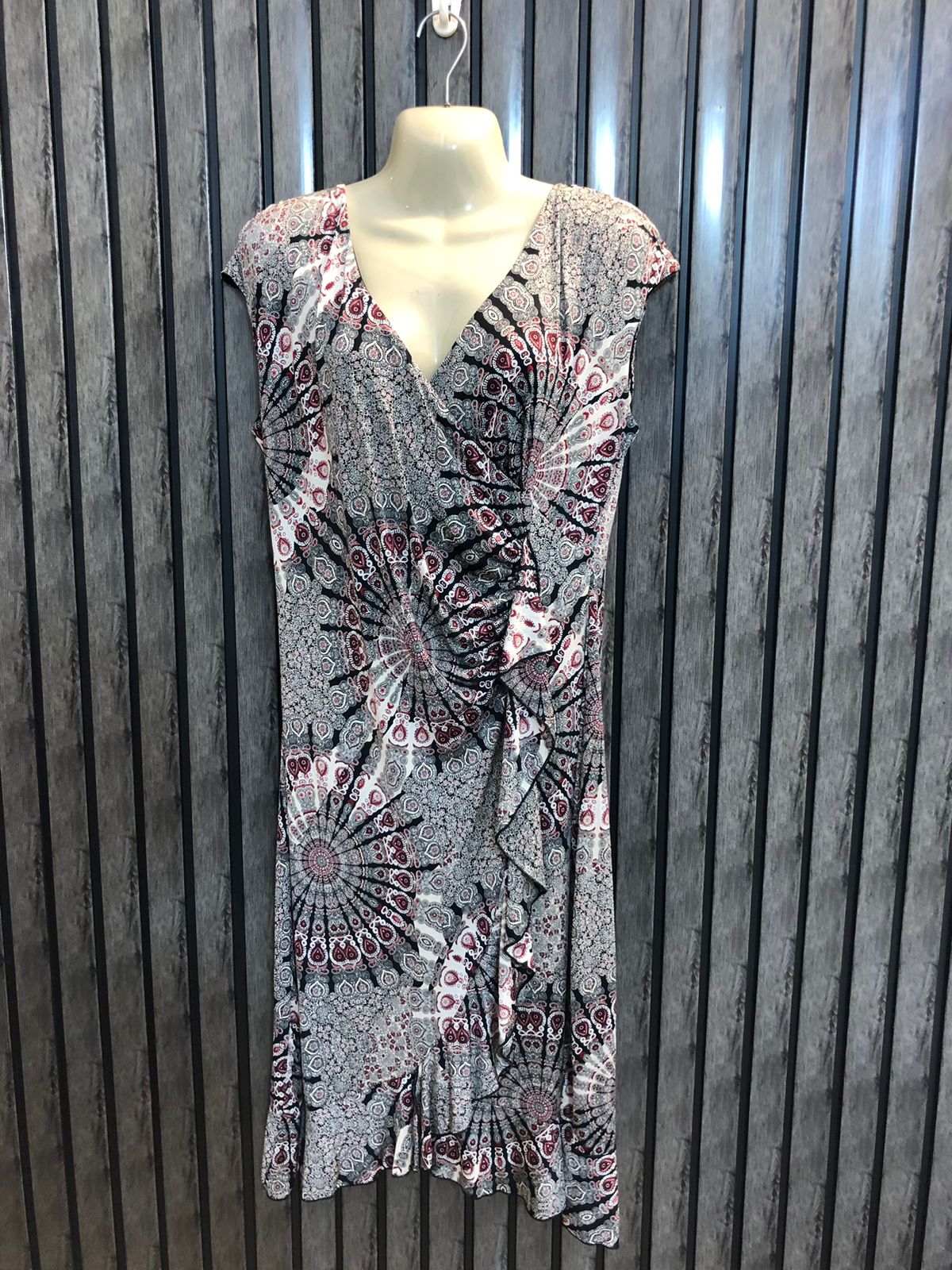Chest 22  Length 31  Fabric Silk Jersey Party Wear Long Maxi Dress