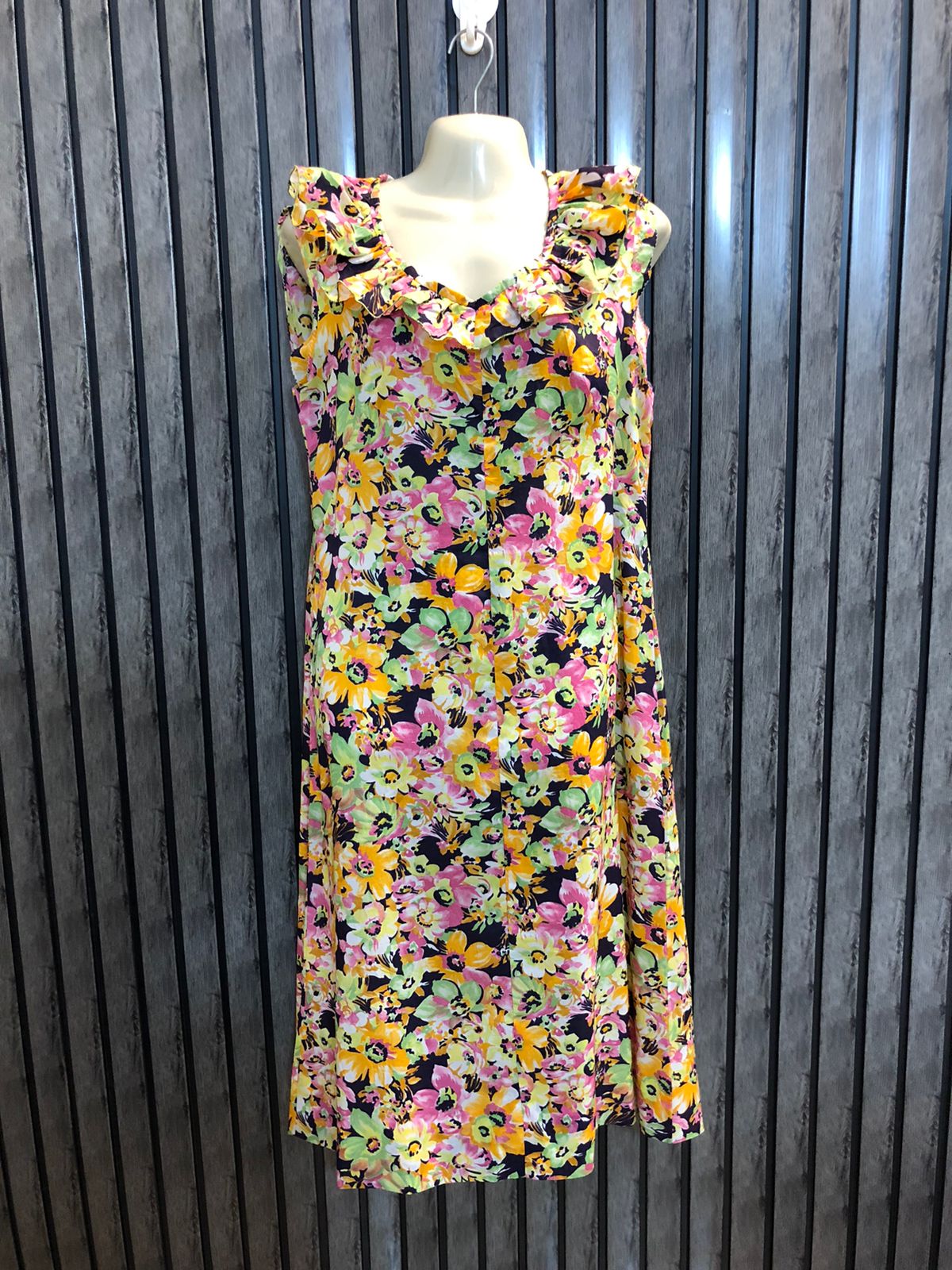 Chest 18  Length 32  Fabric Silk Women’s Fashion Long Dress