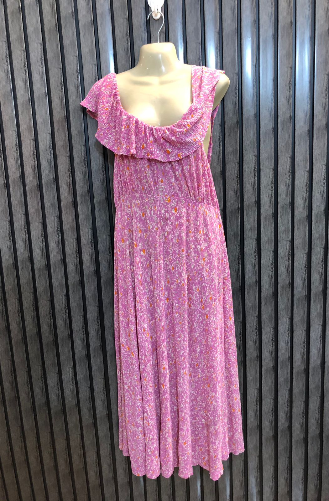 Chest 21  Length 48  Fabric Silk Jersey Fashion Maxi Dress Collection
