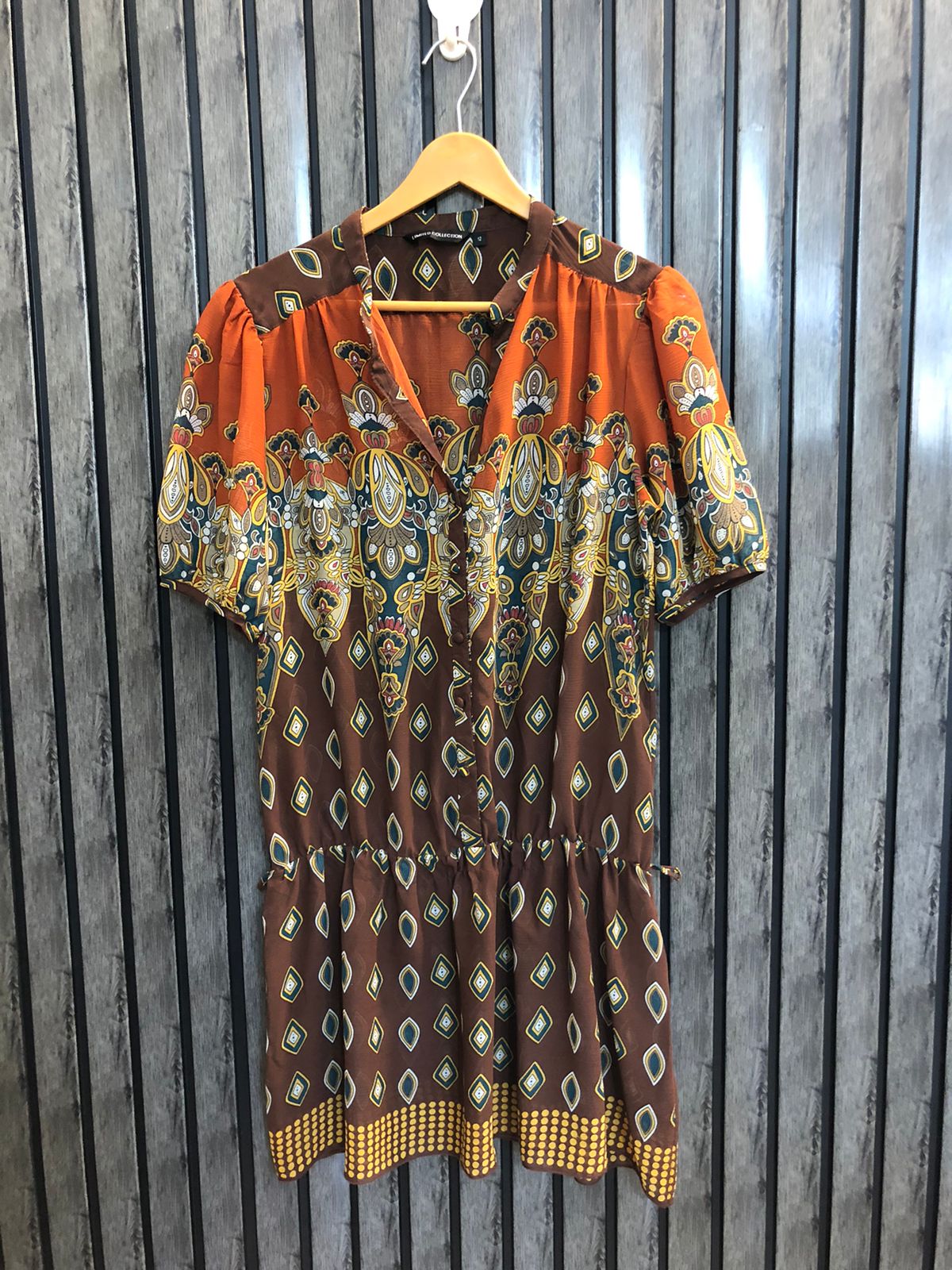 Chest 18  Lenght 34  Fabric chiffon Casual Women Long Top